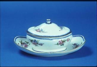 Lidded Vavasseur Sauciere