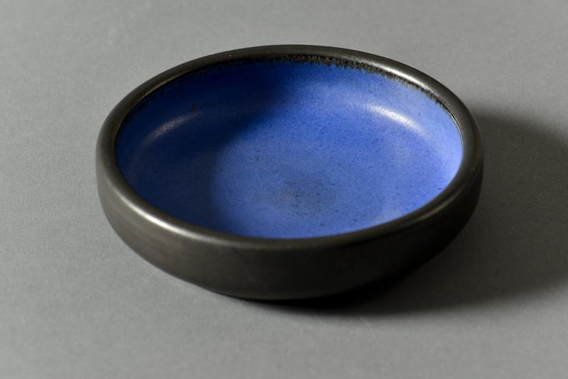 untitled (shallow dish)