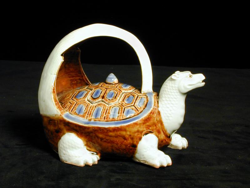 Minogame (Turtle of a Thousand Years) Sake Pot