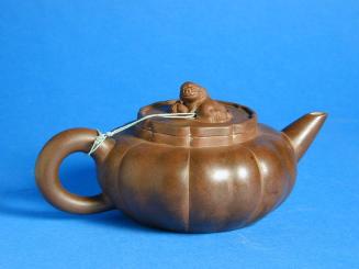 Lobe Shaped Yixing Teapot