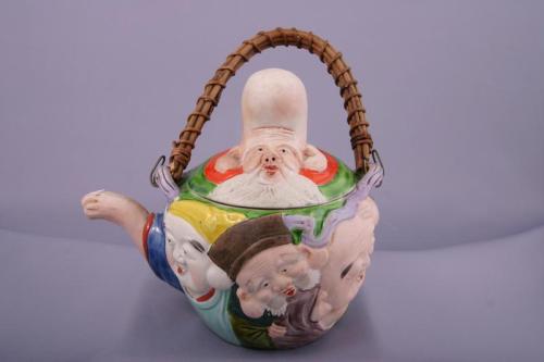 Teapot with Household Gods
