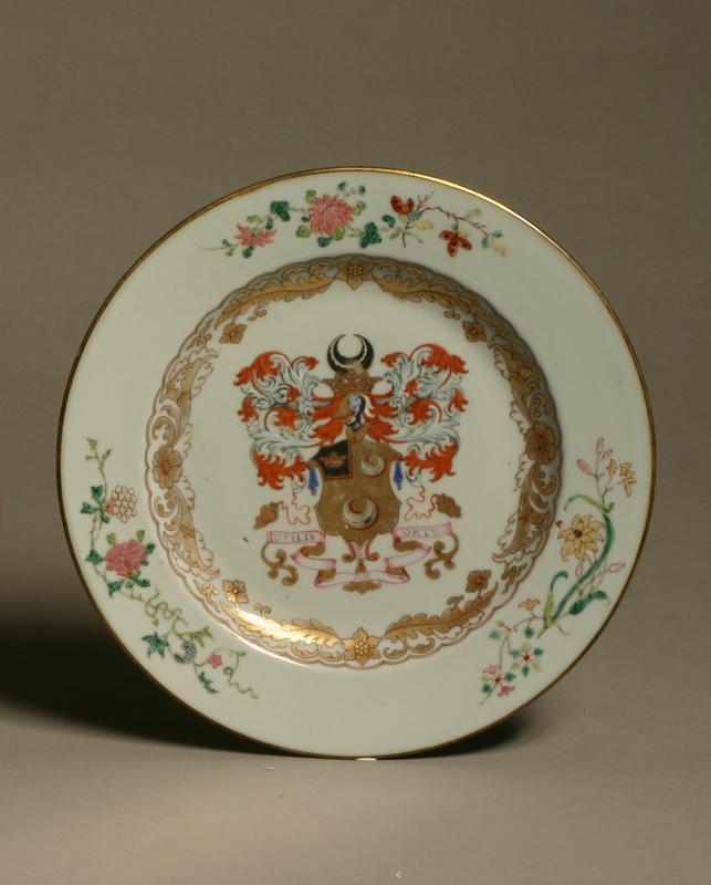 Export Ware Porcelain Plate Decorated with European Coat of Arms