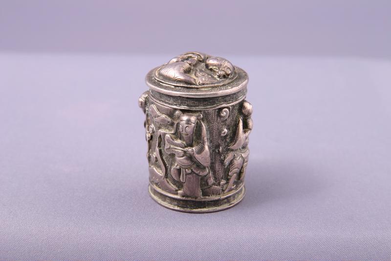 Opium Box with Design of Four Immortals