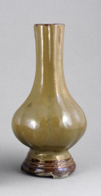 Shiwan Ware Tall Necked Vase