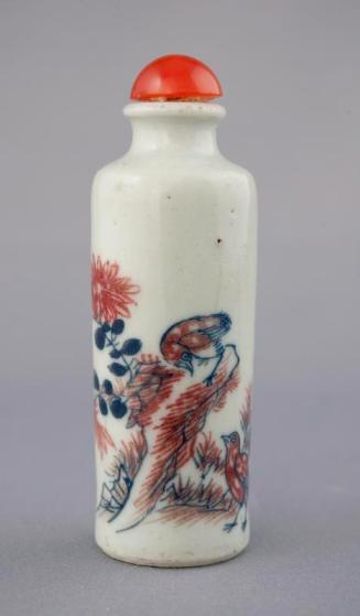 Porcelain Snuff Bottle with Bird Motif
