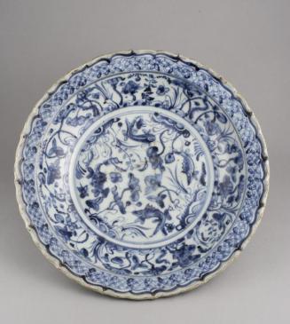 Porcelain Dish with Barbed Rim