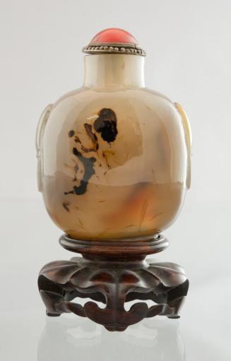 Snuff Bottle with Shadow Marks