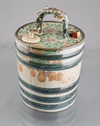 Porcelain Ewer in the Shape of a Bucket