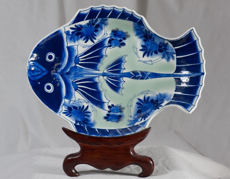 Porcelain Imari Fish Plate
