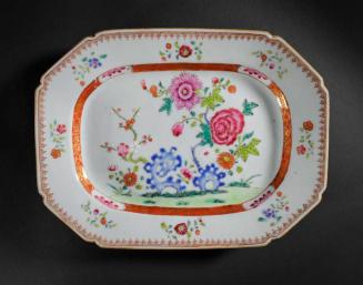 Porcelain Platter with Famille Rose Floral Decoration
