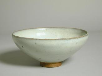 Buff Stoneware Bowl