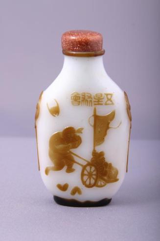 Milk Glass Snuff Bottle with Scenes of Daoist Figures