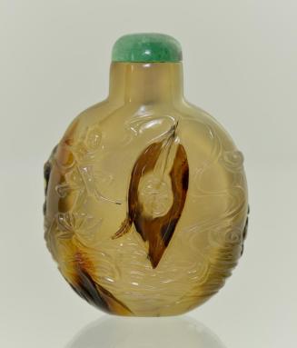 Snuff bottle