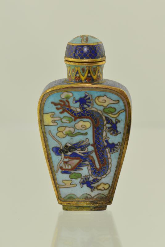 Snuff bottle