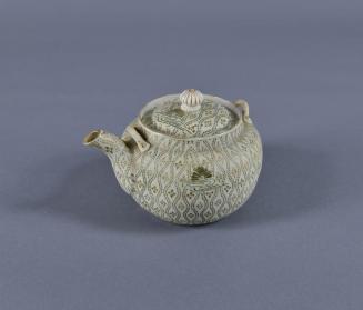 Banko ware teapot