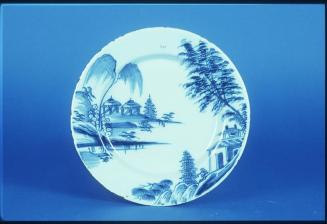 Plate with Chinese Architectural Scene
