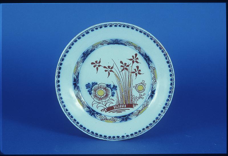 Plate with Peonies and Bamboo in Oriental Garden