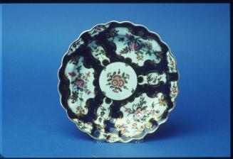 Worcester Plate with Fish Scale Pattern