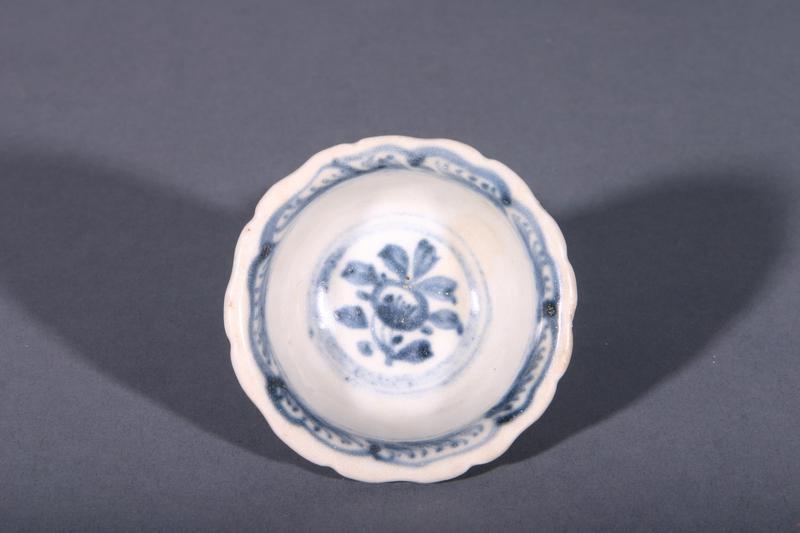 Small Bowl with Blue Floral Motif