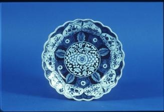 Worcester Plate with Lotus Flower Motif