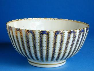 Caughley Slop Bowl with Mazarin Blue and White Motif