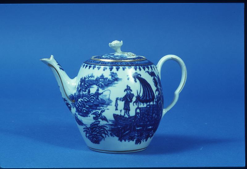 Lidded Worcester Teapot