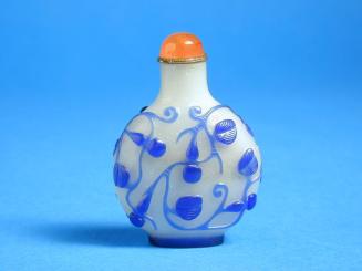 Glass Snuff Bottle with Blue Overlay Designs of Gourds and Vines