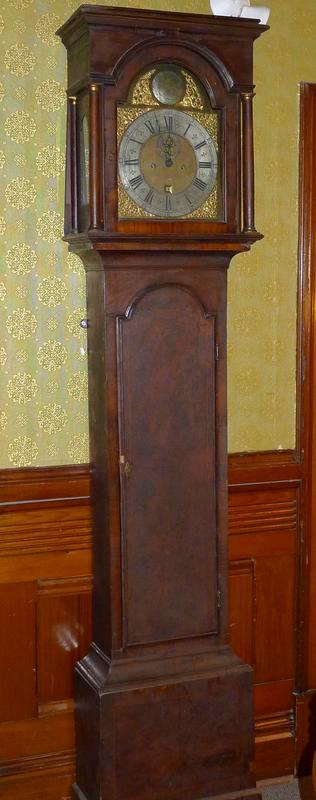 Tall Cabinet Clock