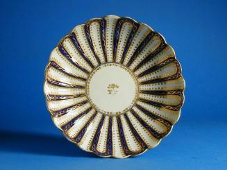 Caughley Bowl with Mazarin Blue and White Design
