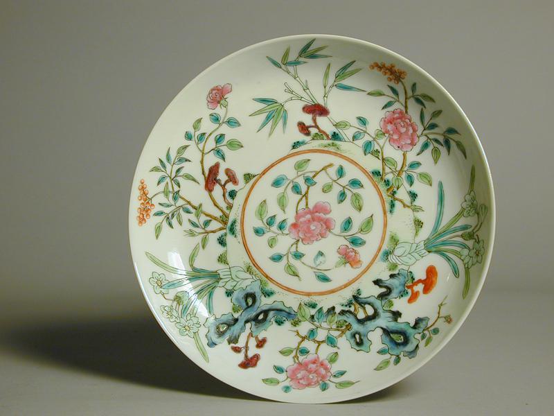 Famille Rose Dish with Floral and Rock Motif