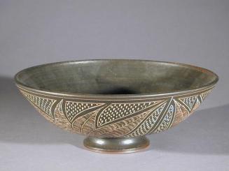 Earthenware Bowl with Sgraffito Designs of Leaves and Patterns