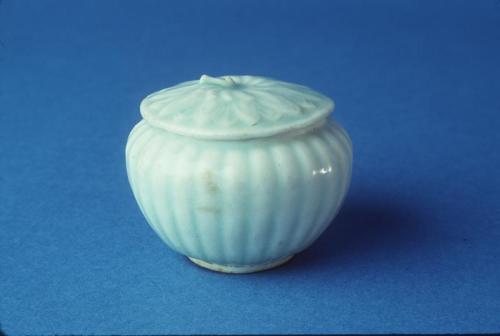 Rounded Jar with Floral Motif and Flatish Lid