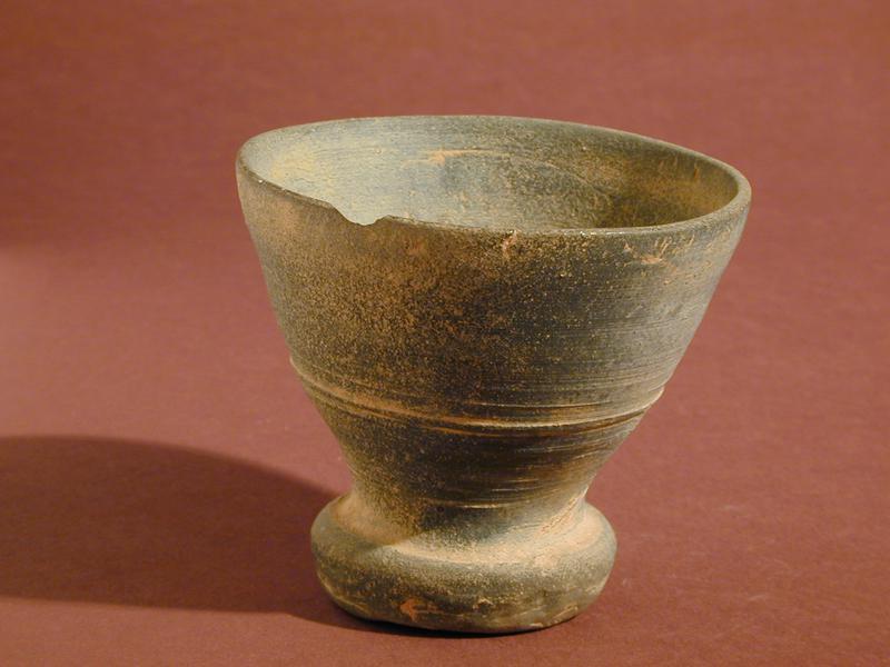 Stoneware Cup with Raised Band