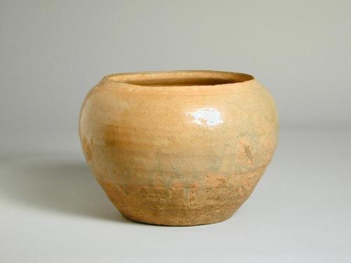 Stoneware Pot with Changsha Glaze