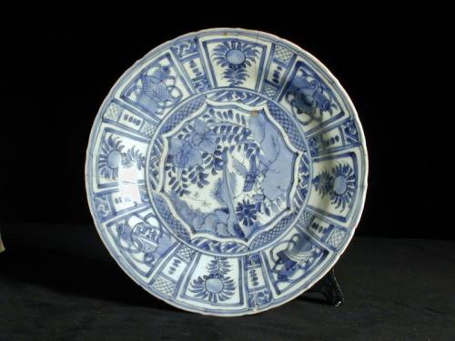 Kraak Style Porcelain Dish with insect and floral pattern