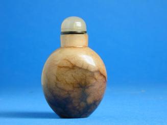 Ovoid Dark Tan Nephrite Snuff Bottle