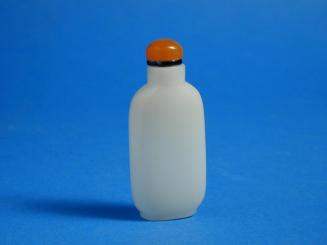 Milky Glass Snuff Bottle
