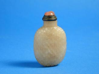 Tan Nephrite Snuff Bottle with basket weave decorative pattern