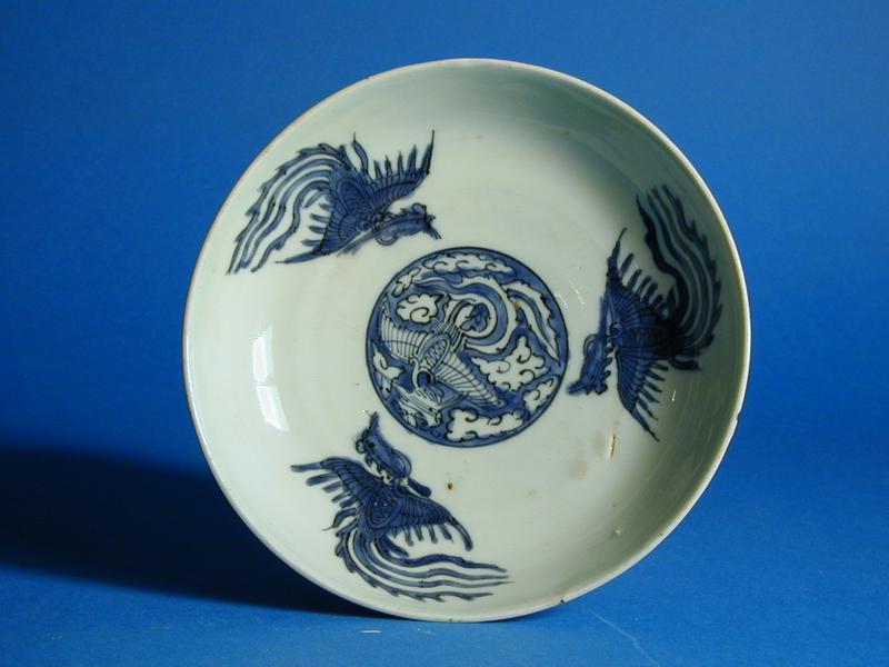 Blue and White Dish with Phoenix Medallion