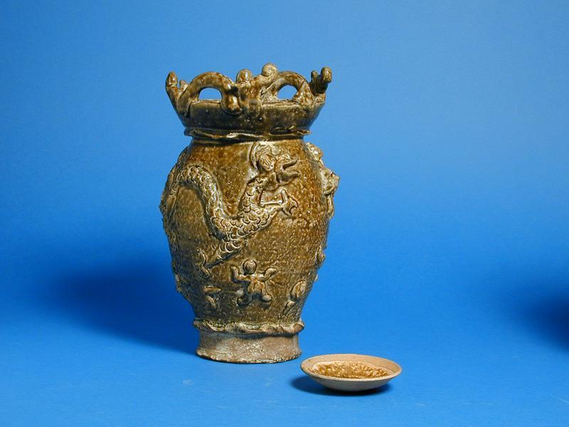 Crude Funerary Vase with Cover