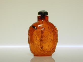 Amber Snuff Bottle with Design of Herons amidst Lotus