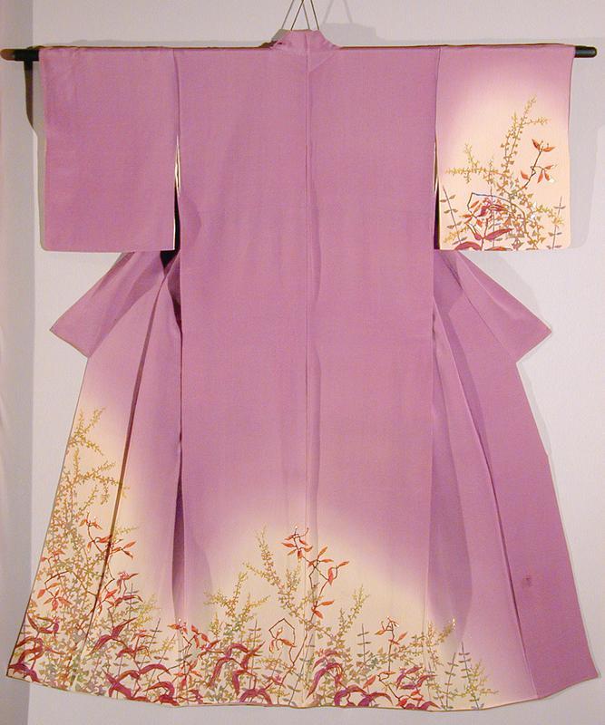 Kimono with Branch Pattern and Embroidery